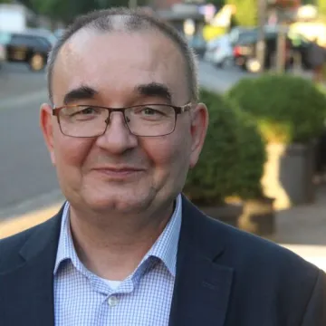 Dr. Martin Grundmann